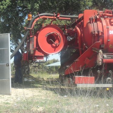 Escribano Obras y Servicios S.L. camión de limpieza